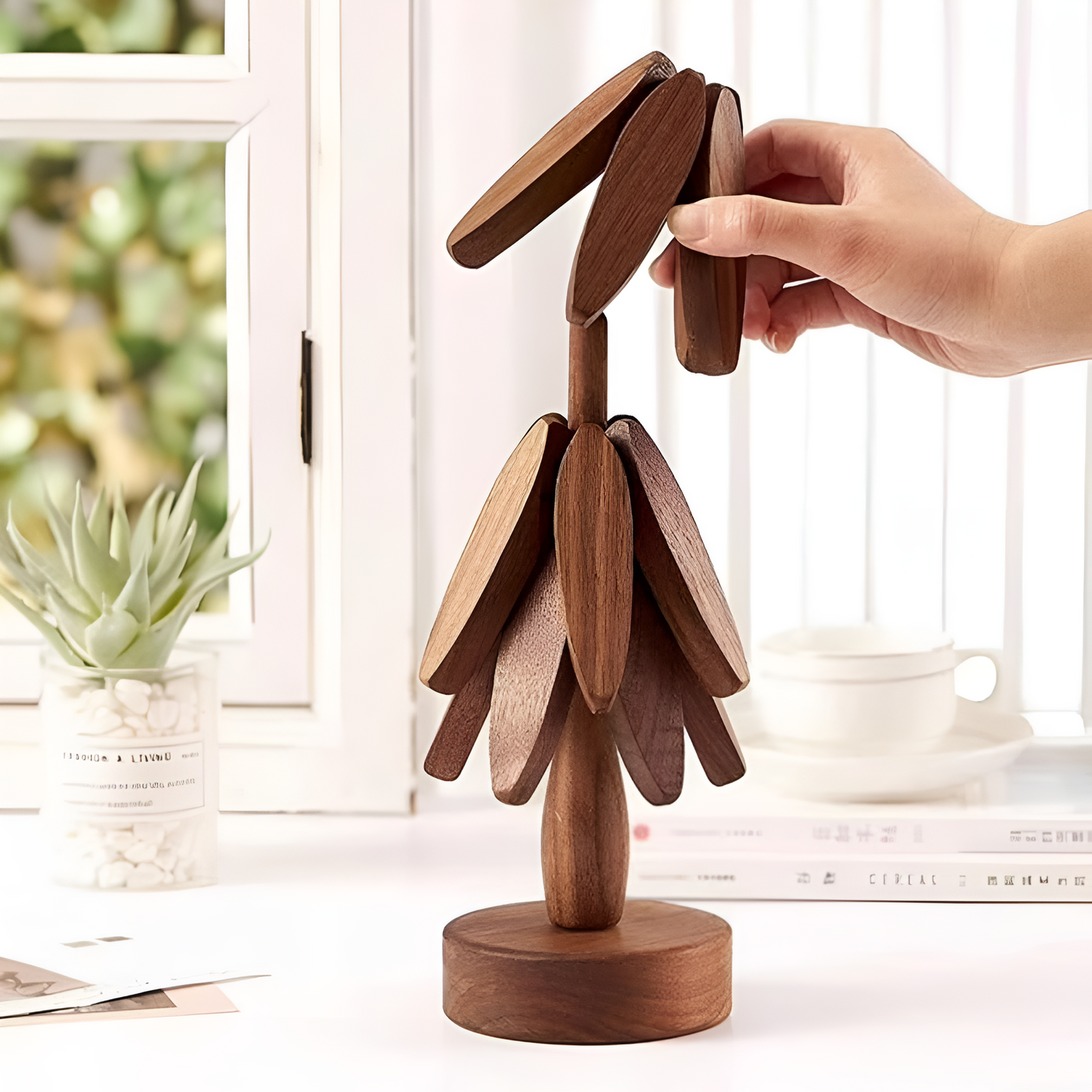 Charming Foldable Wooden Trivet Set